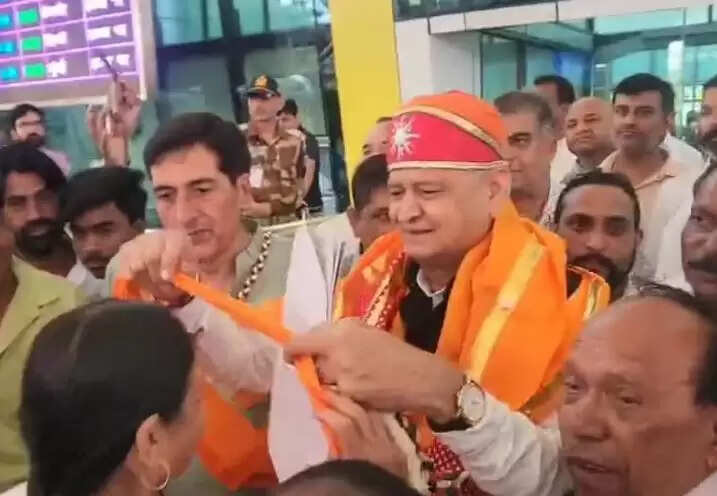 ashok gahlot