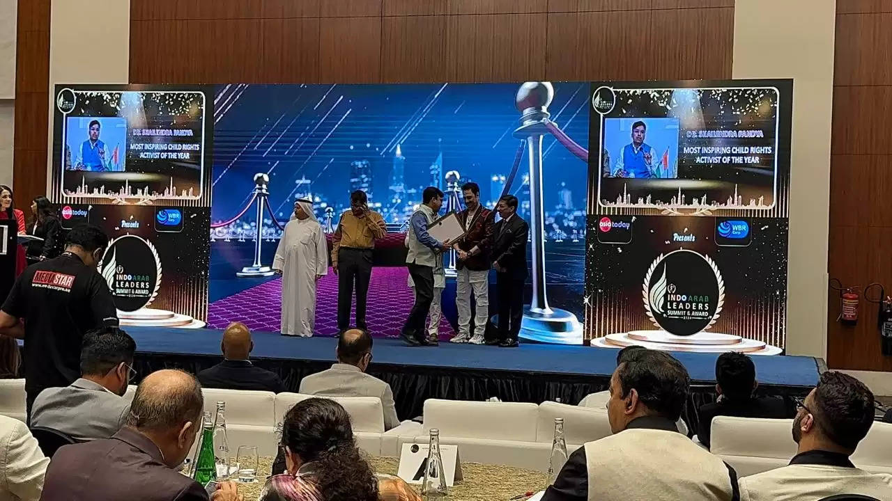 Dr Shailendra Pandya Award Dubai