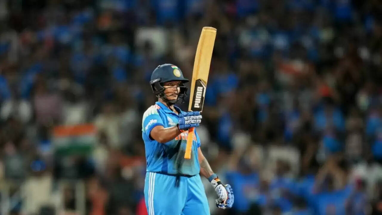 Deepti Sharma celebrating after becoming the highest wicket-taker in Women&rsquo;s T20I cricket during India vs Sri Lanka match