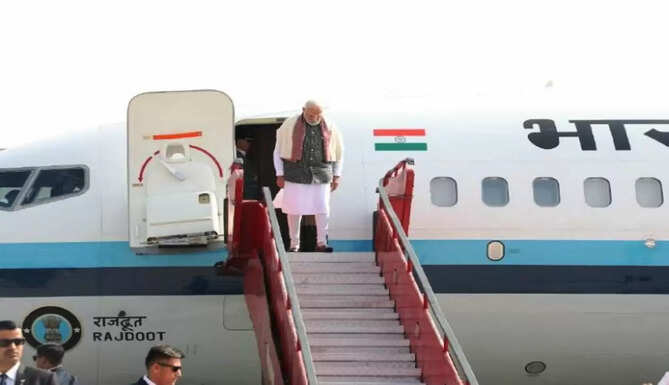 pm modi reached udaipur