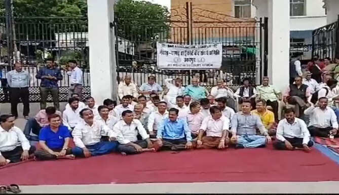 demand high court bench demand