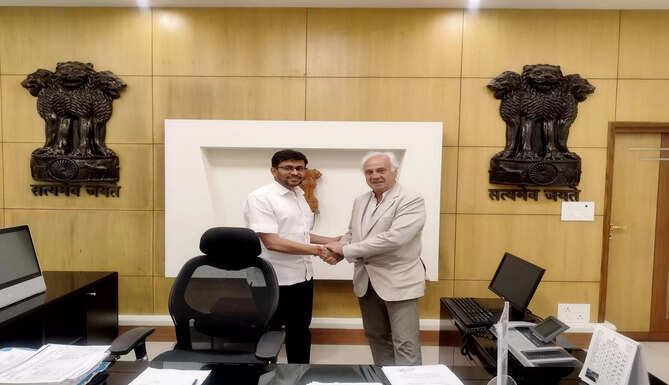 Udaipur Collector Meets Spanish Ambassador