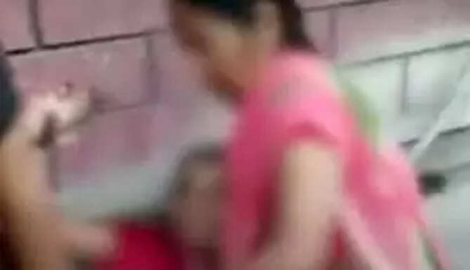 Rajasthan Woman Gave Birth Outside Hospital Gate
