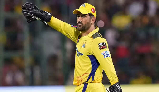  MS Dhoni Playfully Calls Bravo a &lsquo;Traitor&rsquo;! What Happened Between the Two CSK Legends?
