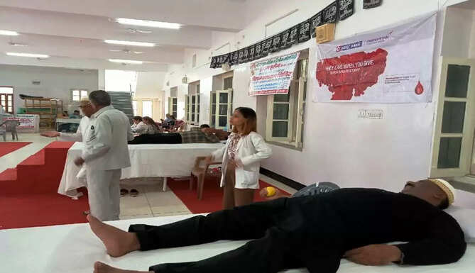 blood donation by bohra youth