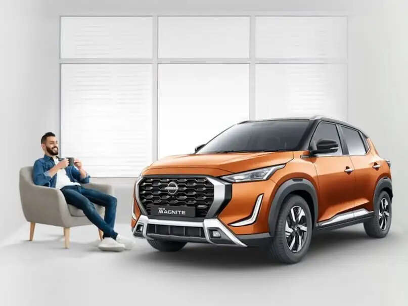 27 KM माइलेज के साथ दमदार इंजन, मिडिल क्लास फैमली के लिए बेस्ट रहेगी ये SUV