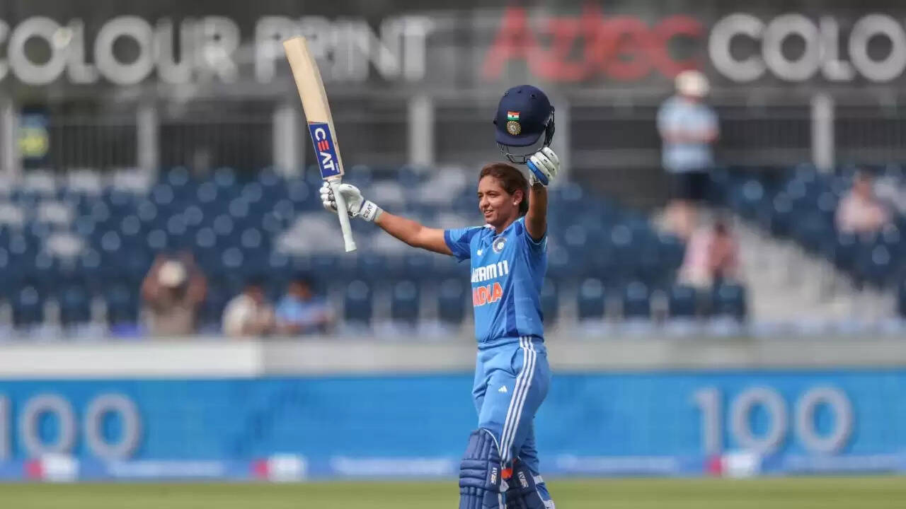 Harmanpreet Kaur celebrates after scoring 68 runs against Sri Lanka in the final T20I as India complete a 5-0 series whitewash