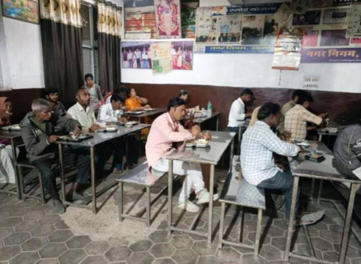 Udaipur Municipal Corporation incharge officers inspected all