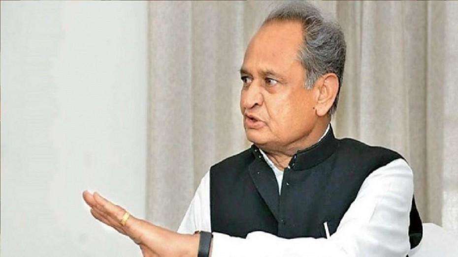 Rajasthan Government Crisis | Gehlot meeting Governor Mishra, will go to President if needed